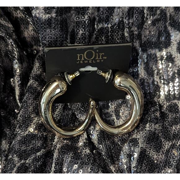 Chunky Gold Tone Teardrop Drop Earrings - Picture 2 of 5